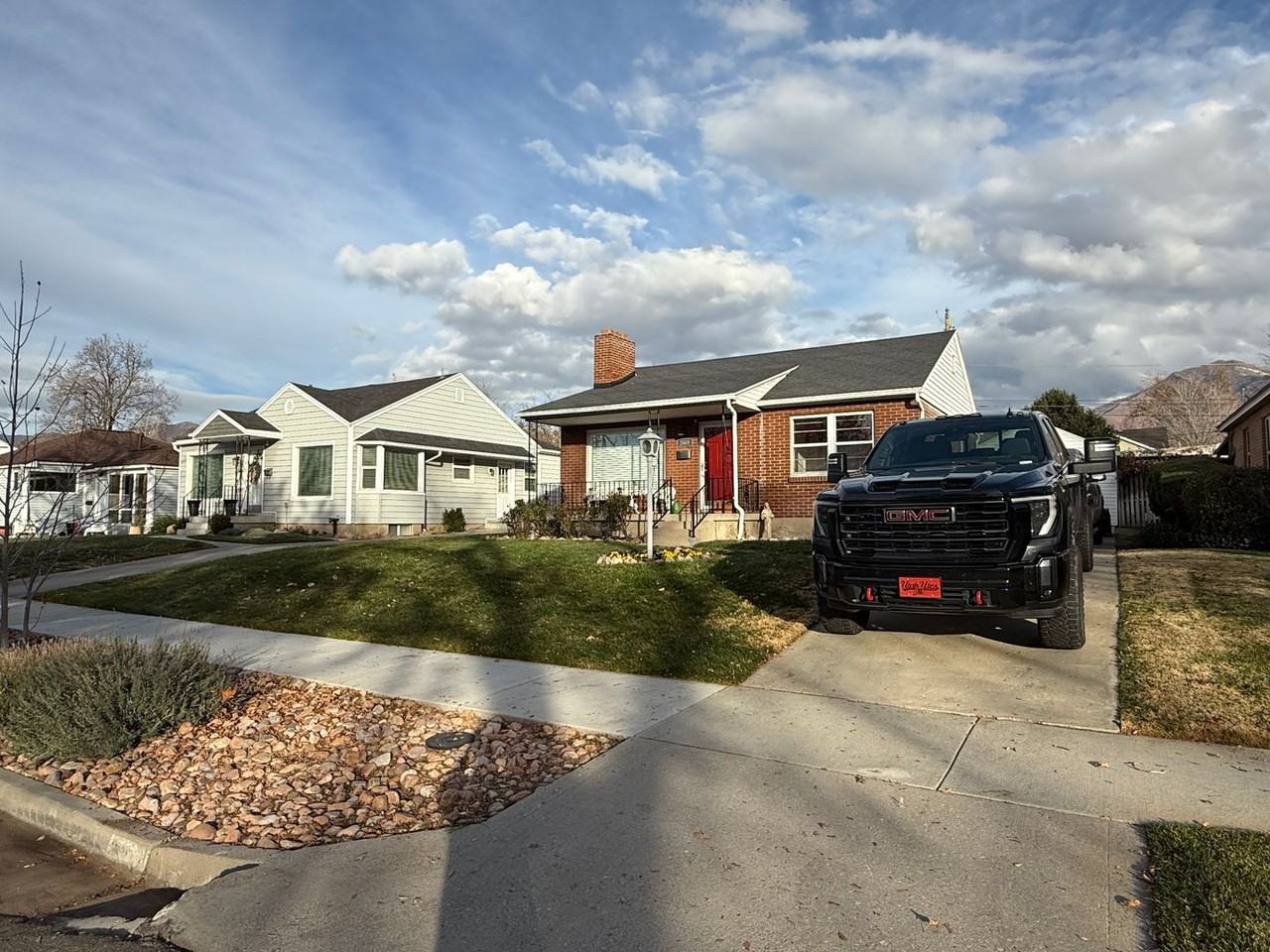 2669 S 1800 E - Photo 4 of 24