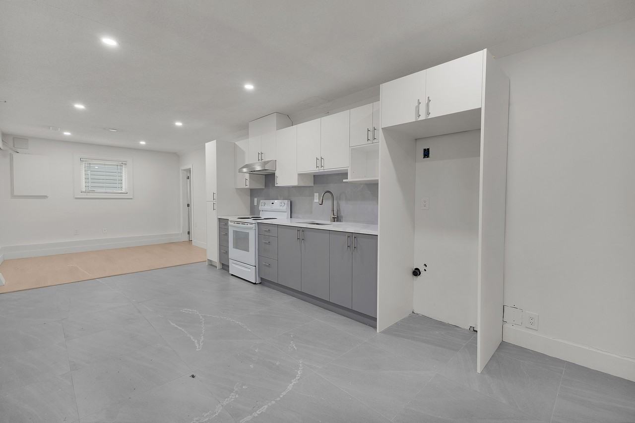 128 Seventh Avenue - Photo 2 of 15