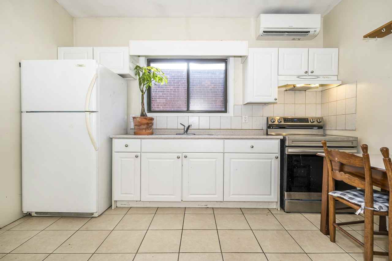 211 Brunswick Avenue #C - Photo 5 of 10