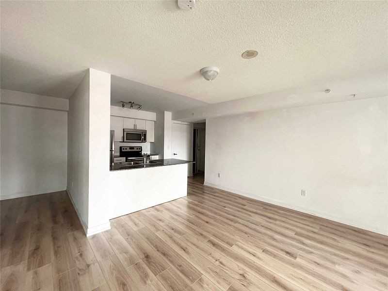 1410 Dupont Street - Photo 3 of 12