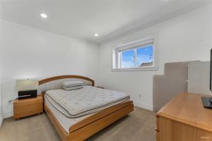 featured image of 16206 96B Avenue