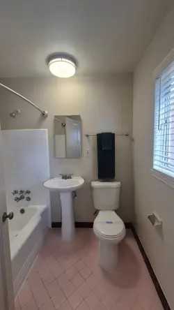 2508 L Street - Photo 5 of 24