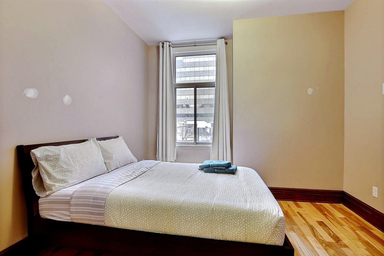 4215 Rue Saint-Urbain - Photo 2 of 13