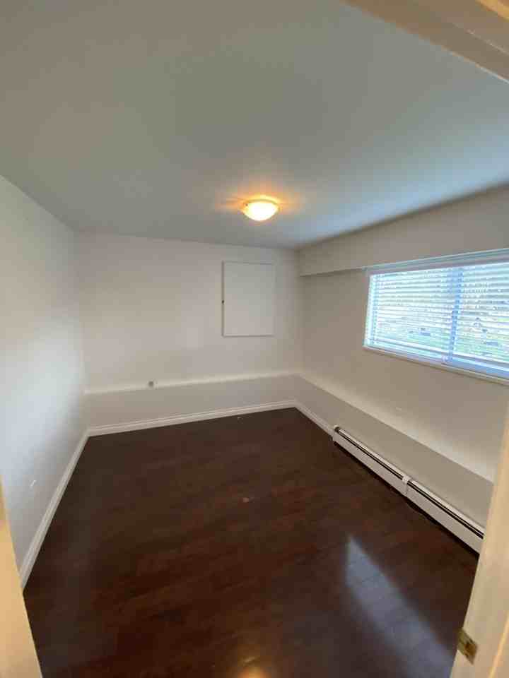 6179 Canada Way #B2 - Photo 5 of 8