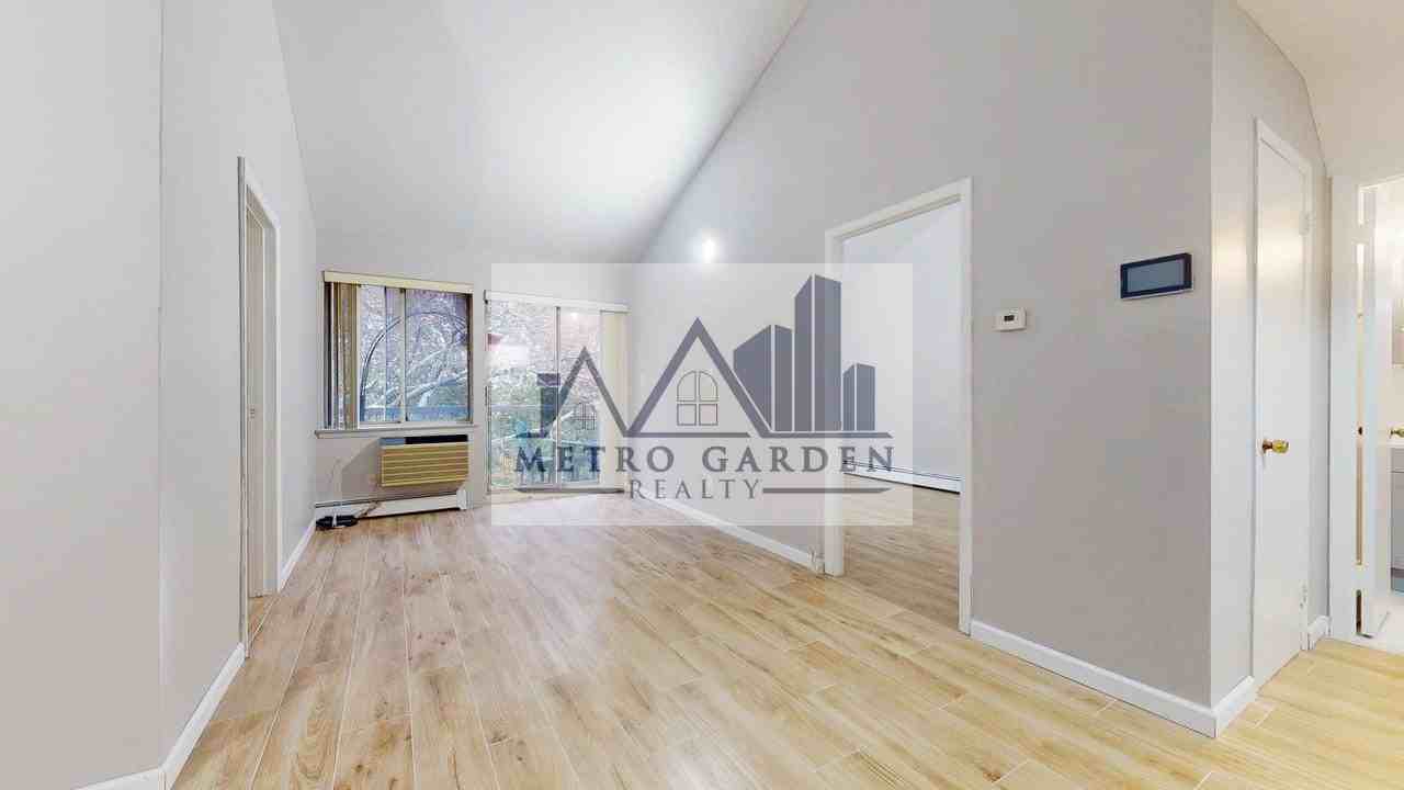 76-16 Grand Central Parkway #4A - Photo 3 of 22