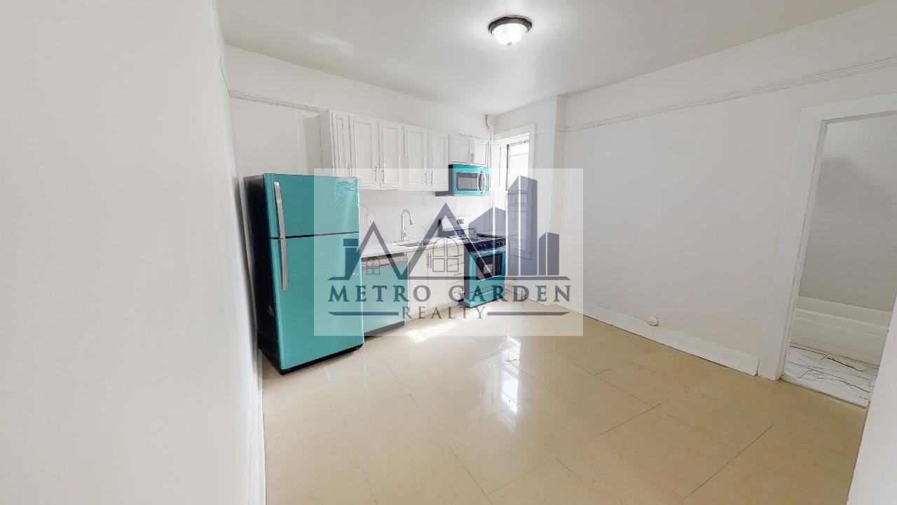 67-28 78th Street #1F - Photo 3 of 19