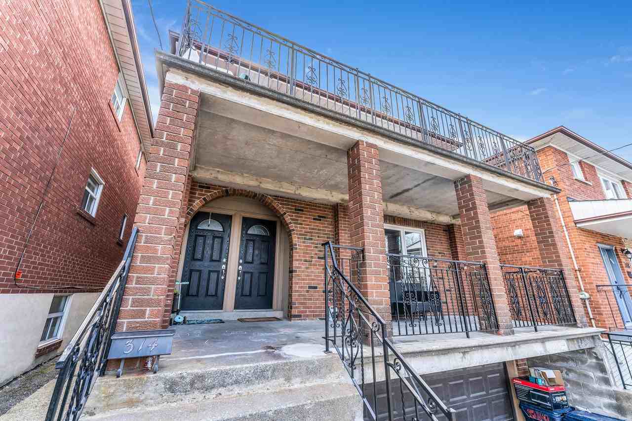 314 Atlas Ave - Photo 2 of 8