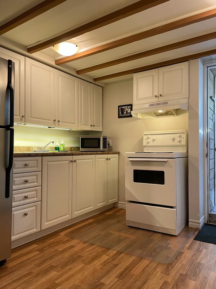 Millicent St - Photo 5 of 11