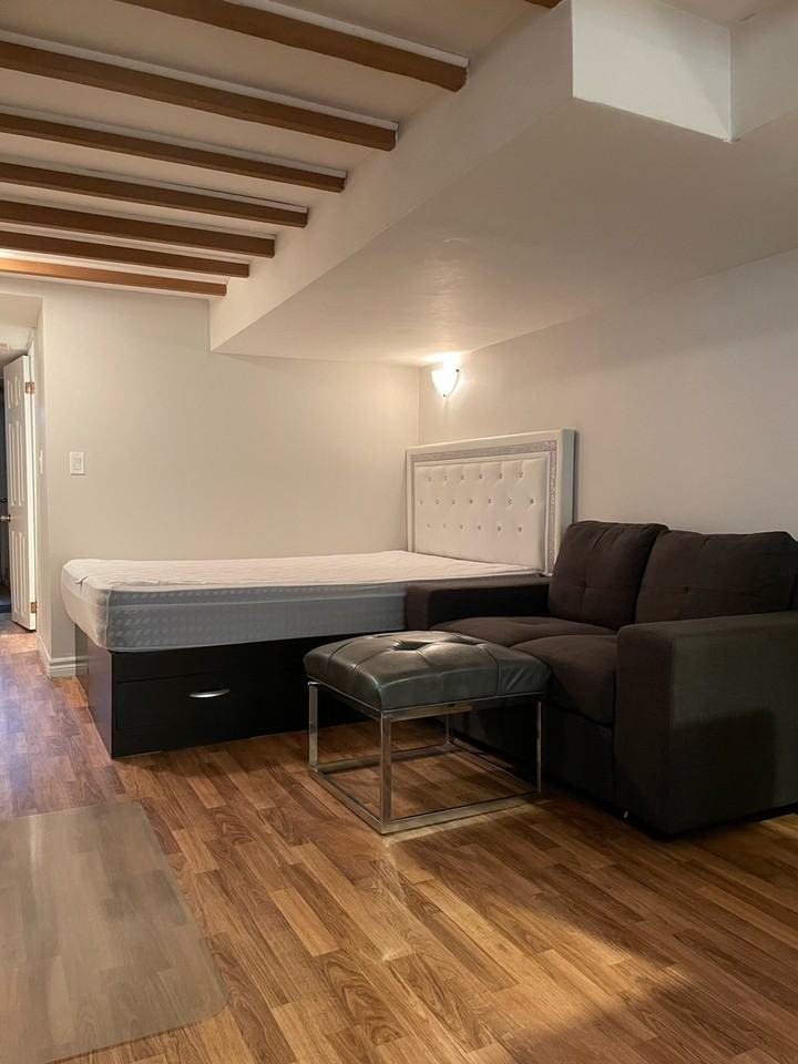 Millicent St - Photo 7 of 11