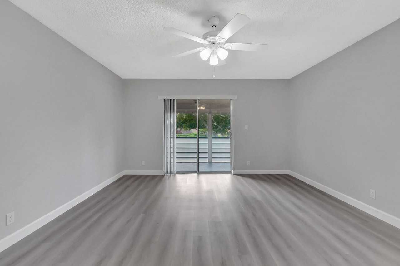 1251 Northwest 13th Street #433 - Photo 3 of 10