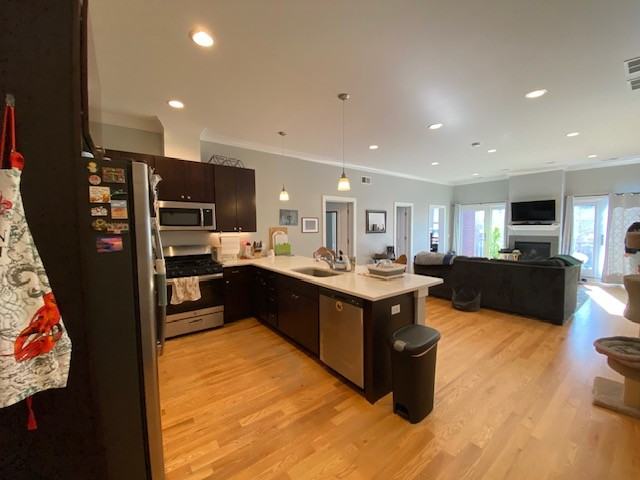 4812 West Montrose Avenue #101 - Photo 4 of 16