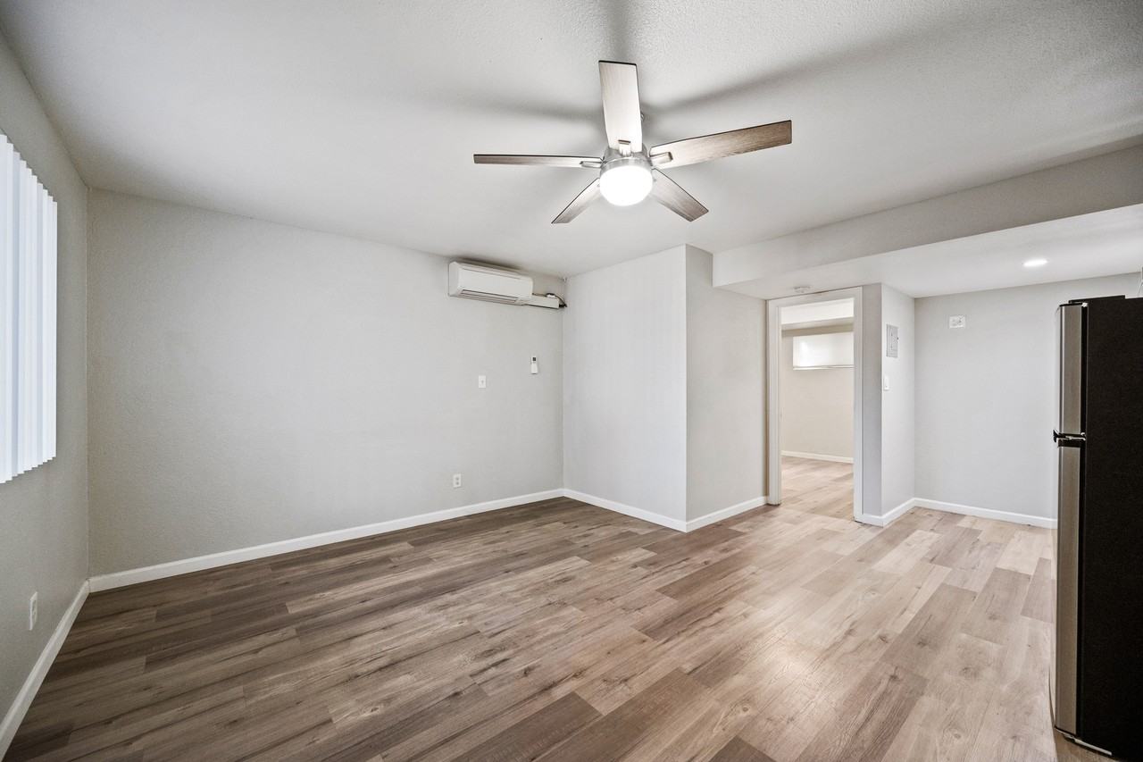 3025 North 32nd Street #2 - Photo 6 of 22