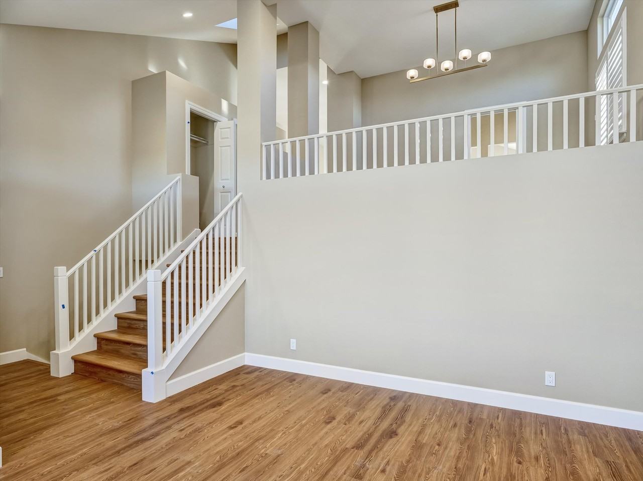 1101 Rock Creek Way #NA - Photo 3 of 34