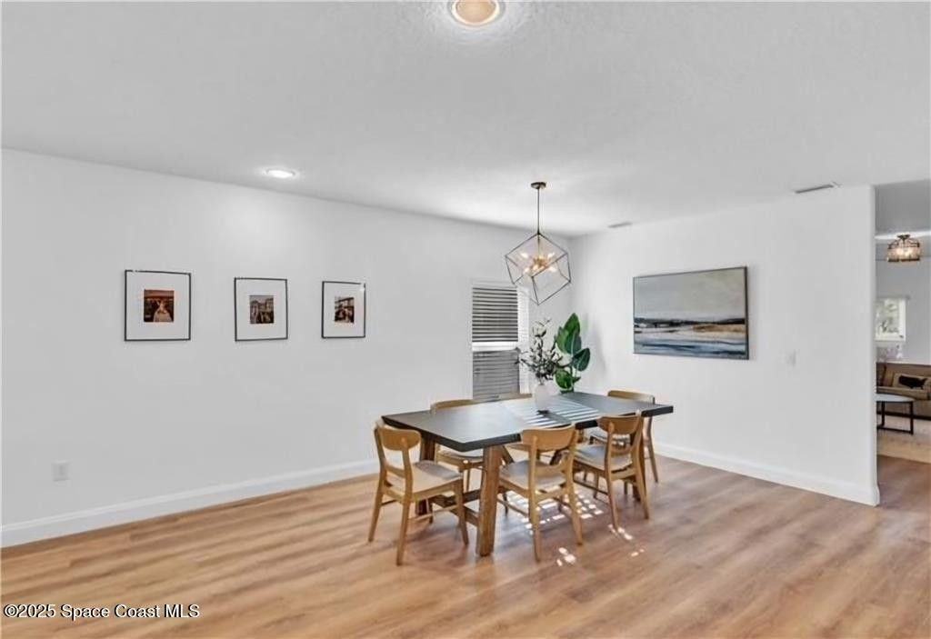 610 22nd Ave - Photo 3 of 8