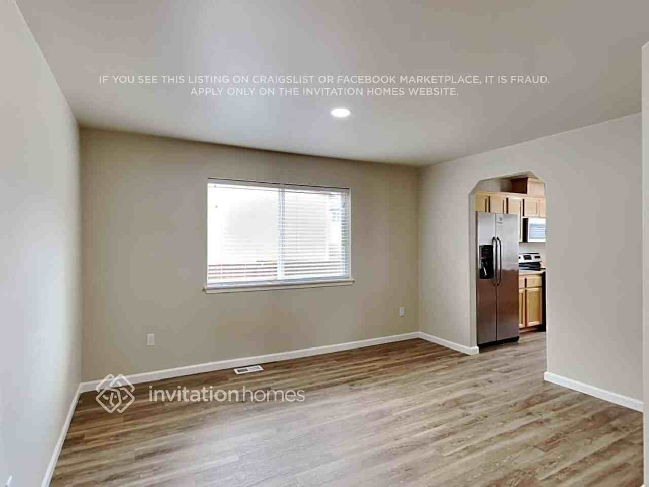 21007 82nd Street East - Photo 6 of 22