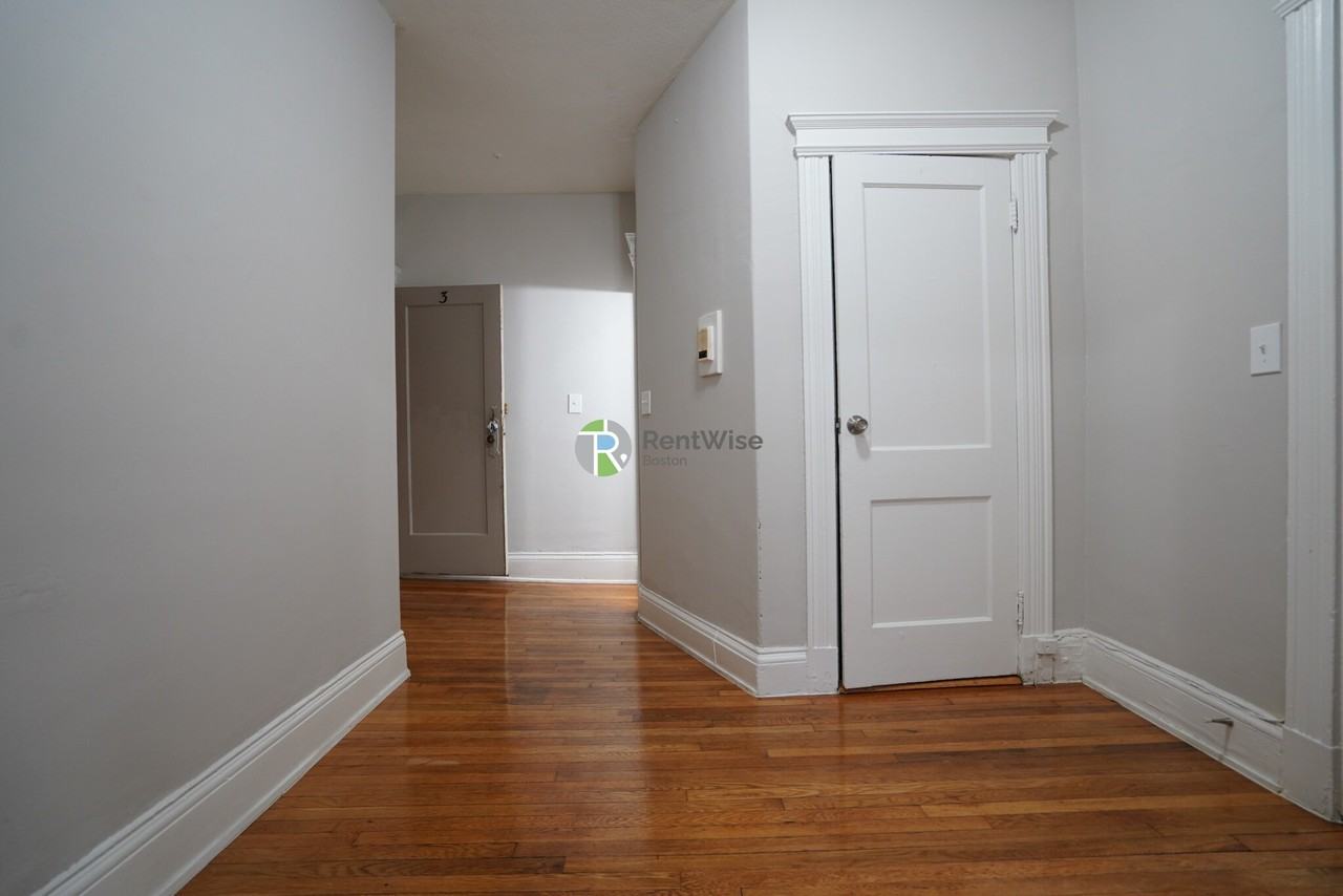 99 Gordon St #3 - Photo 7 of 20