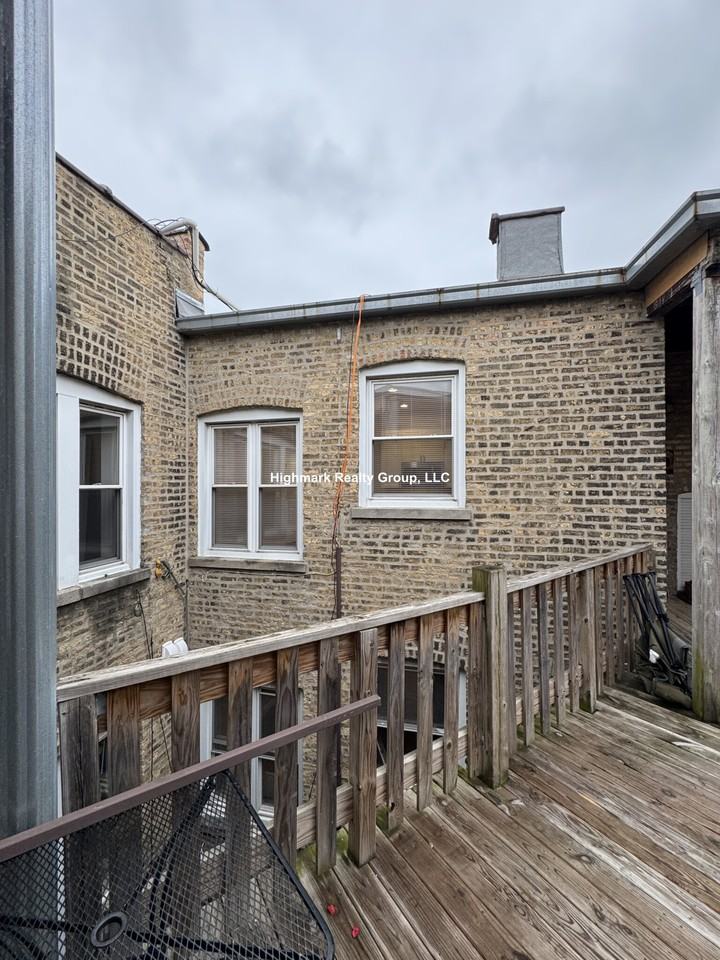 1155 W Lunt Ave #3M - Photo 4 of 15