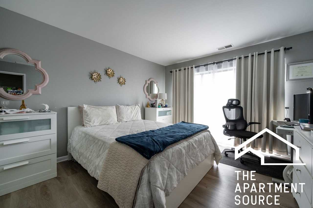 2300 N Harlem Ave #703 - Photo 4 of 13