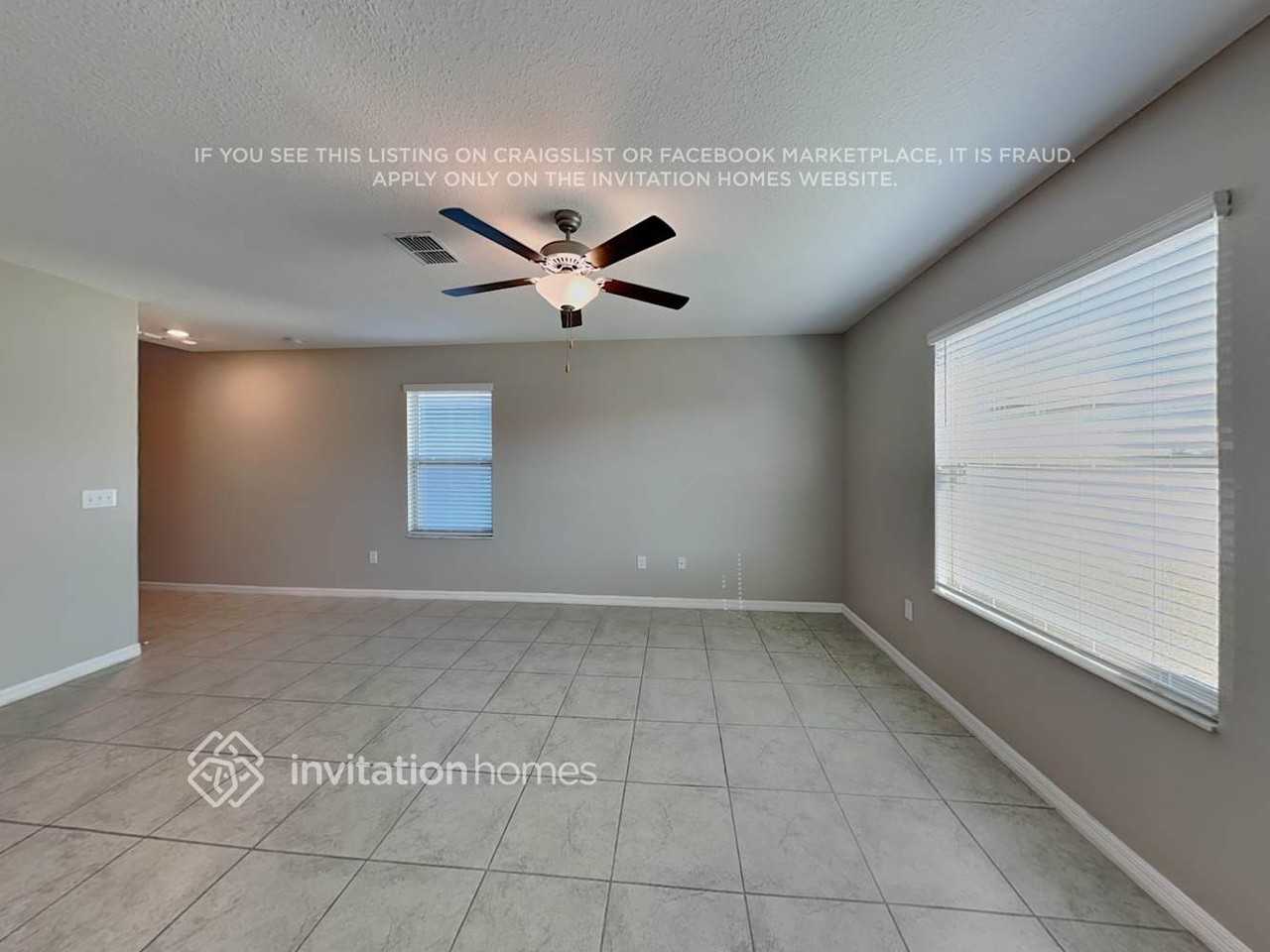 11220 Riley Pines Cir - Photo 4 of 21