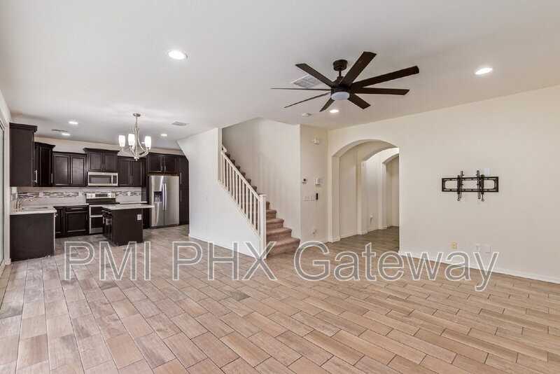 735 E Constance Way - Photo 3 of 33