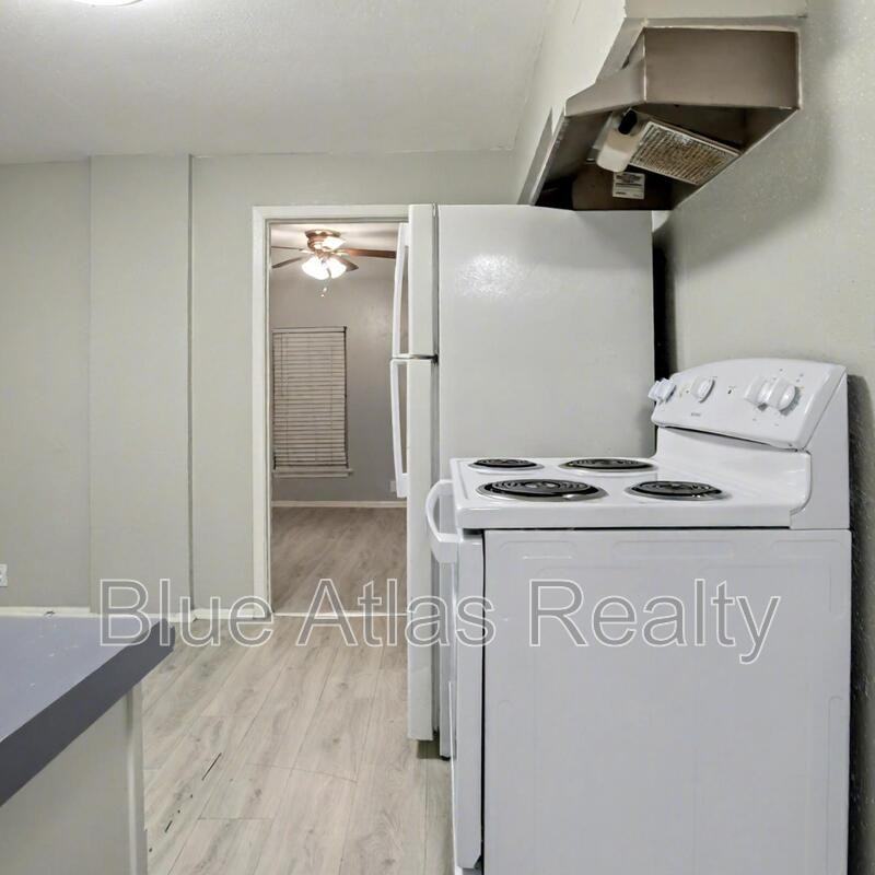 1724 Pear Street #5 - Photo 2 of 14