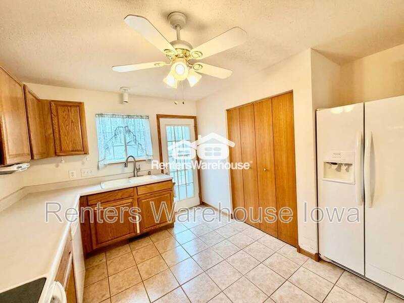 495 S 51st St #65 - Photo 5 of 25