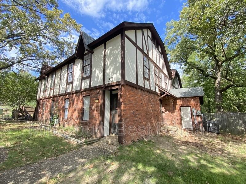 53 Lori Lane - Photo 2 of 14