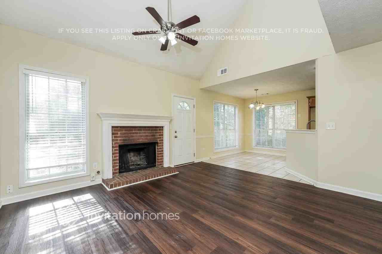 1695 Salem Mill Ct Se - Photo 4 of 18