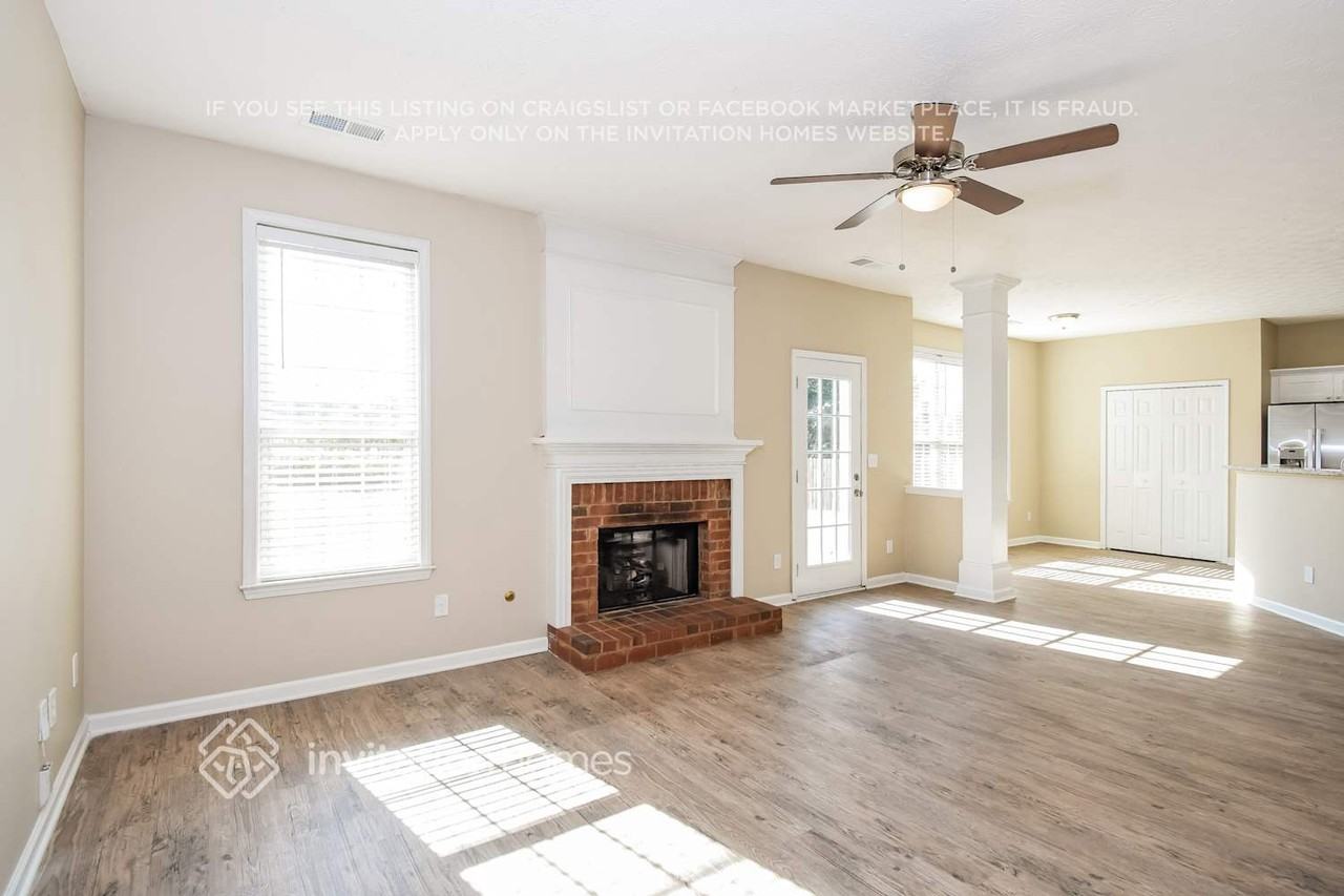 2290 Grand Jct - Photo 5 of 18