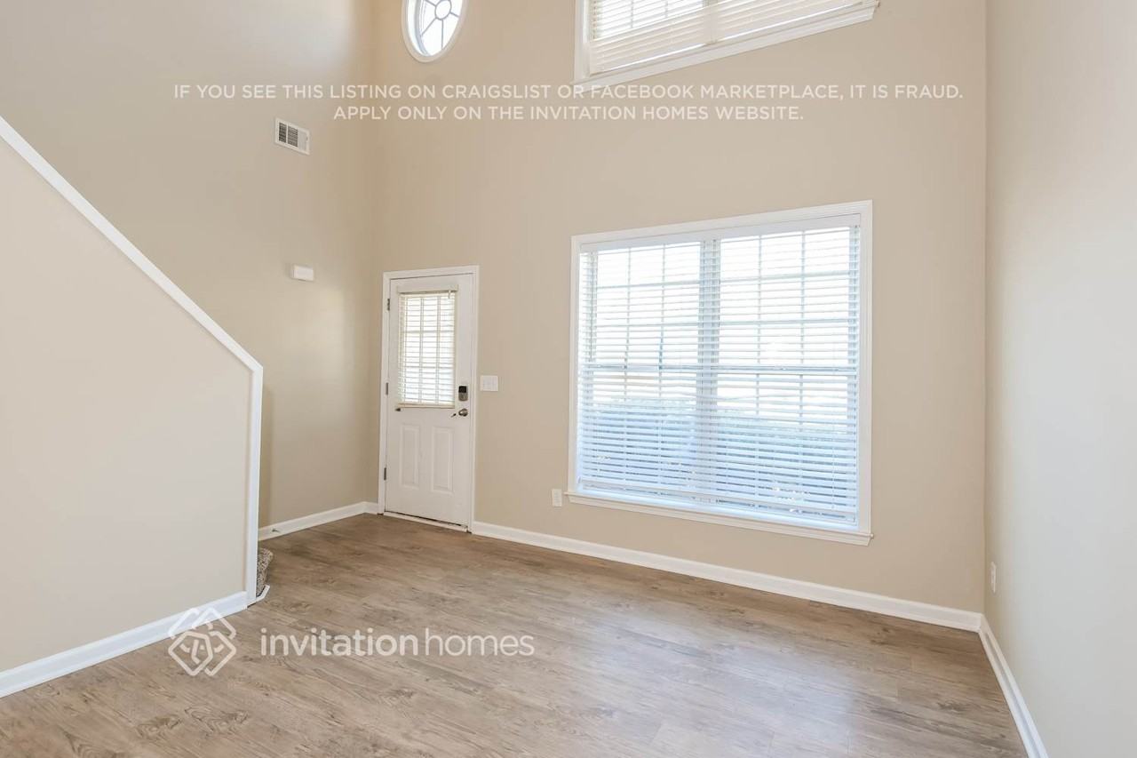 11105 Wittenridge Drive - Photo 4 of 18