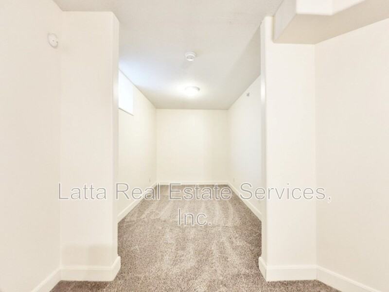 709 W Truman Rd - Photo 5 of 7