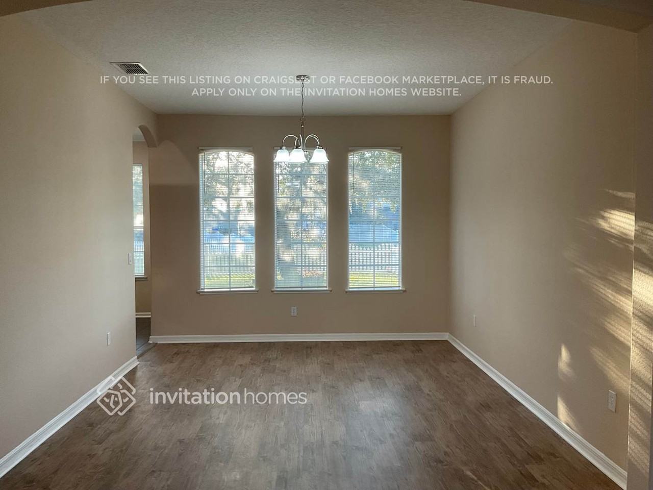 14824 Cedar Branch Way - Photo 4 of 17