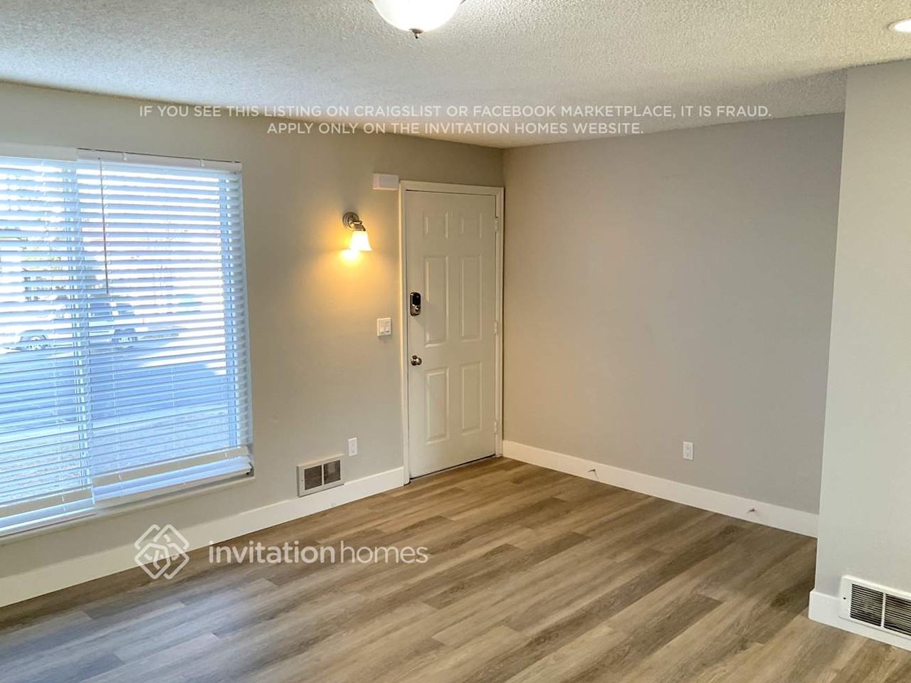 17880 E Louisiana Ave - Photo 5 of 19