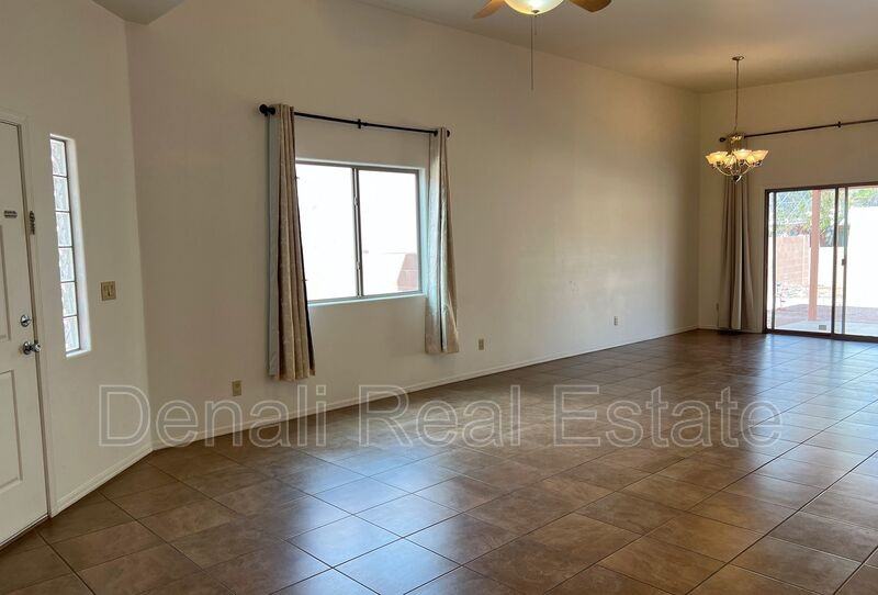 1130 N Sahuara Ave - Photo 3 of 20