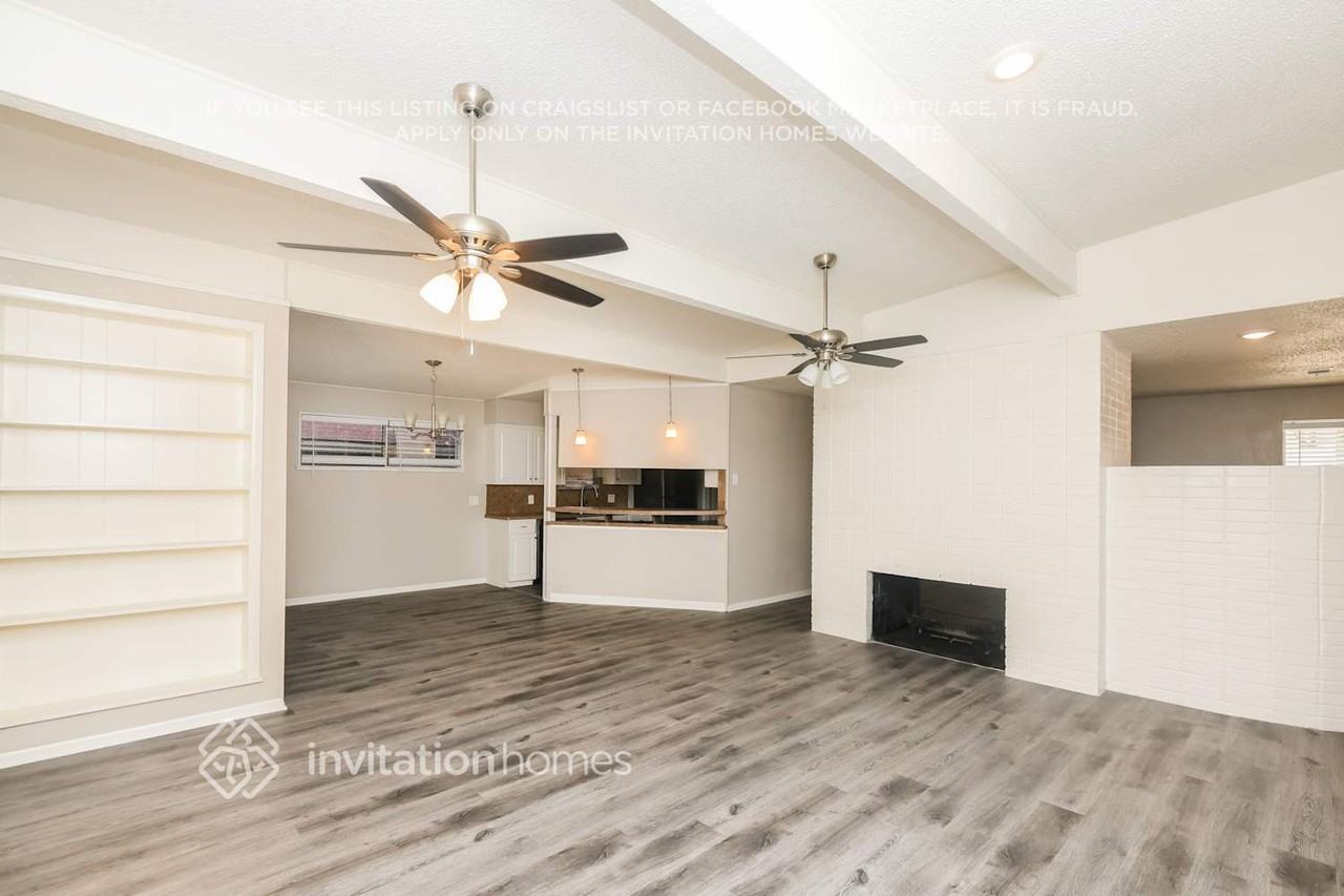 6145 Walla Avenue - Photo 4 of 16