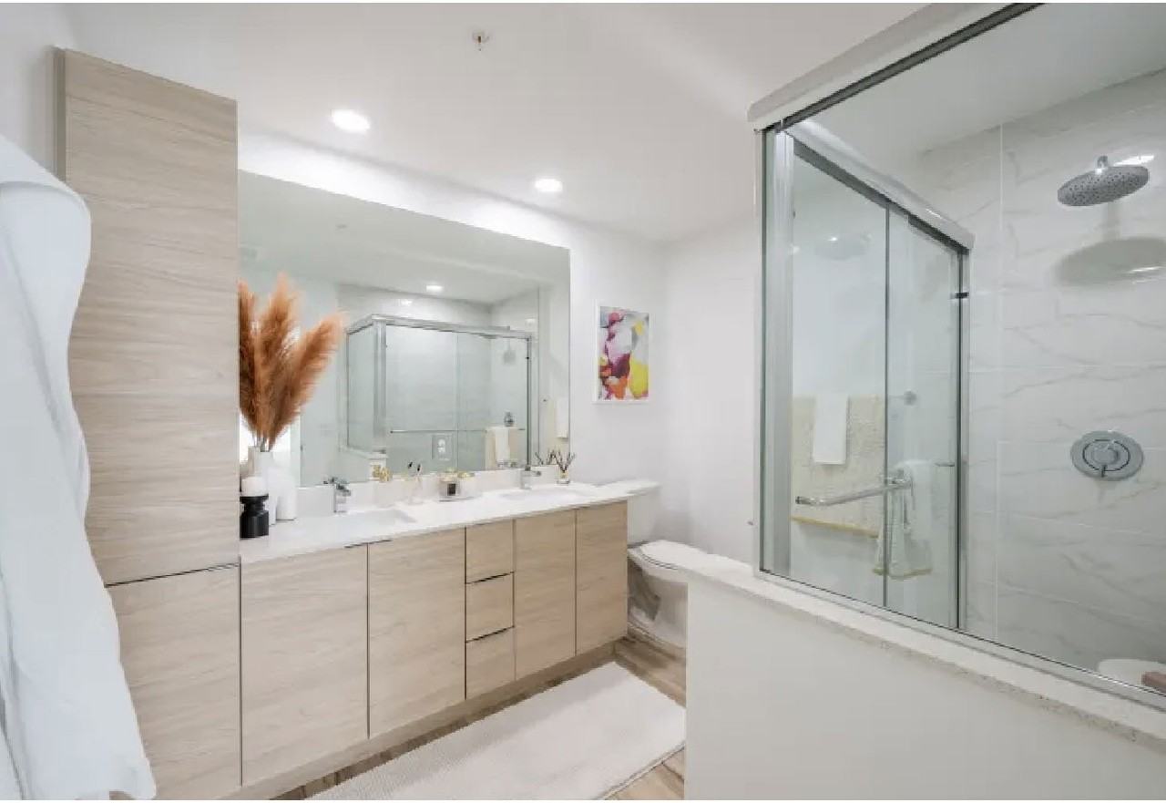 Nw 35th Ave #309 - Photo 5 of 8