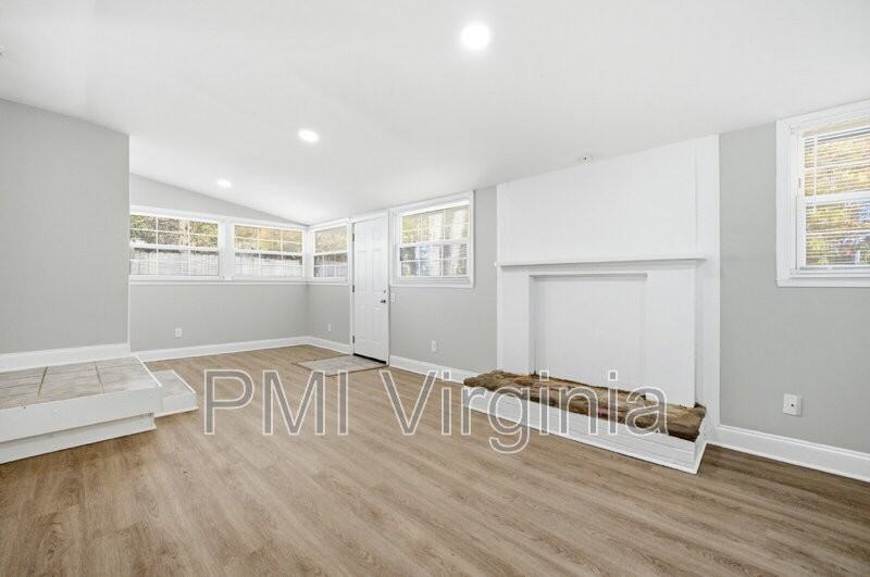 308 Winchester Dr - Photo 5 of 28