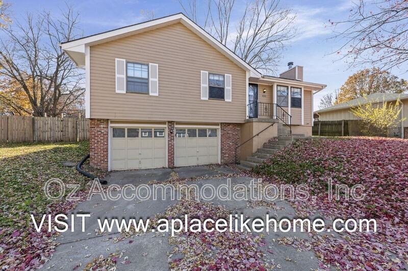 8503 Sarah Lane - Photo 3 of 30