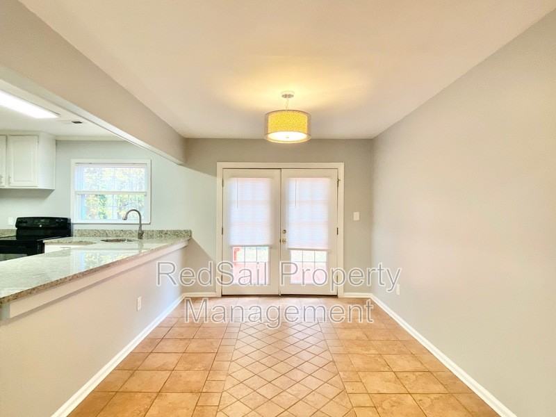 773 Childress Dr - Photo 7 of 20