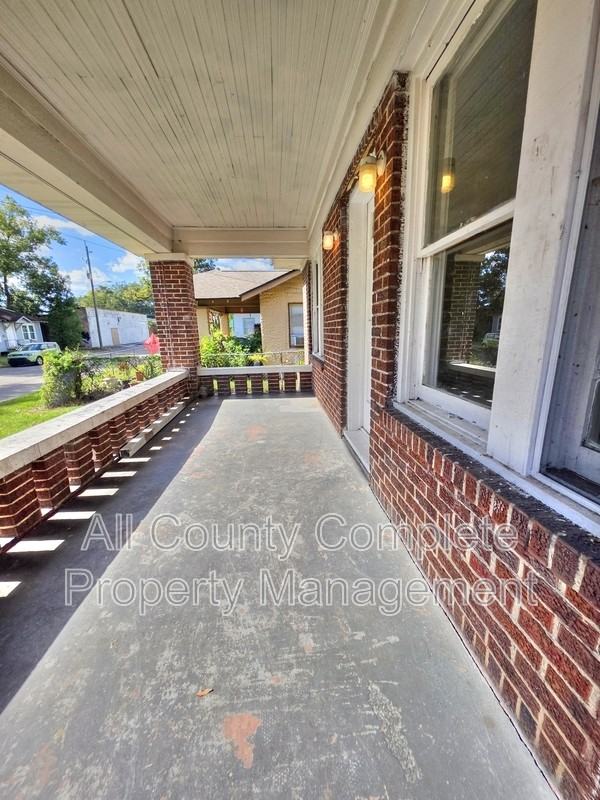 213 W 24th St - Photo 2 of 30