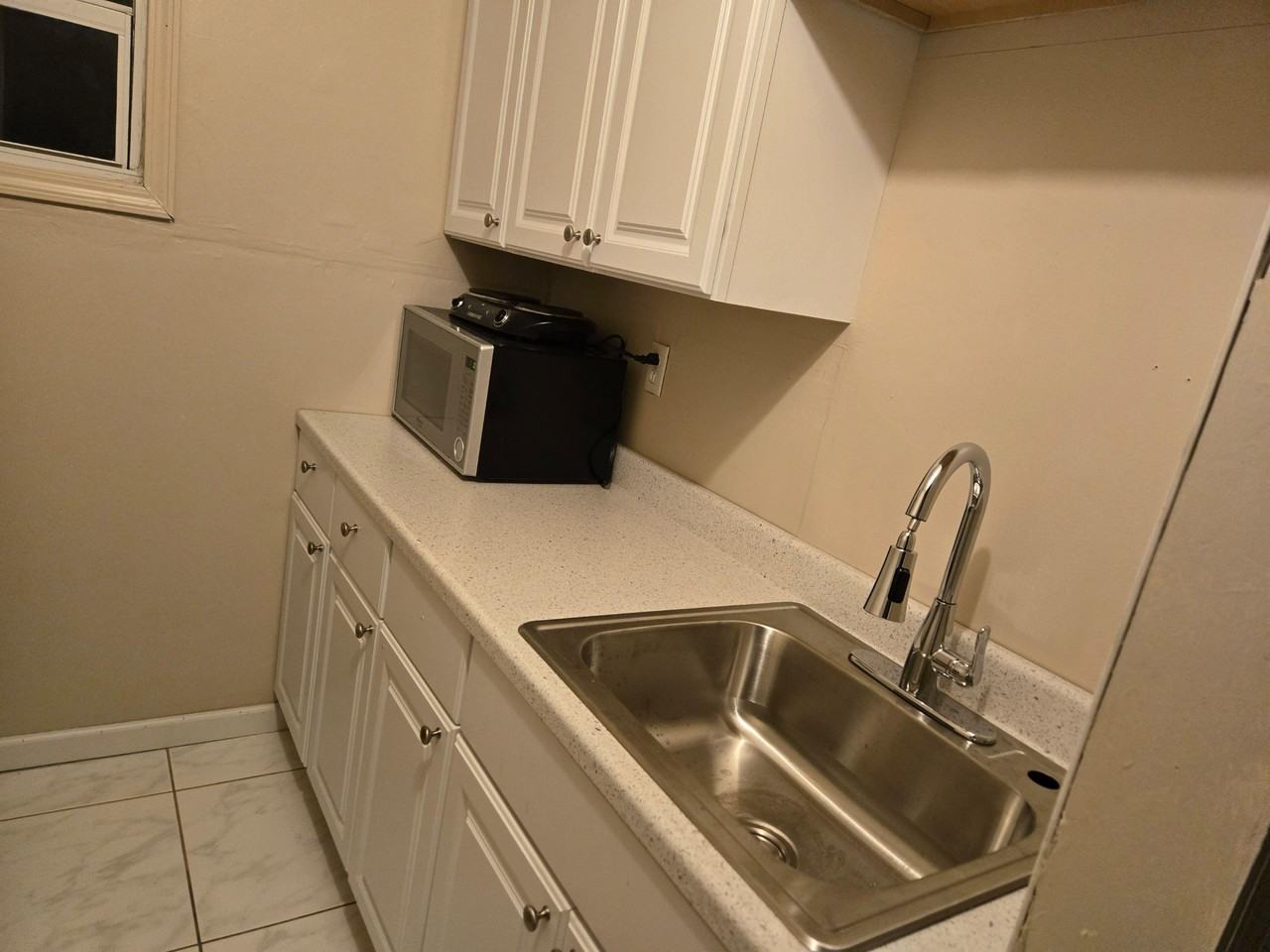 Sw 138th Ct - Photo 5 of 10