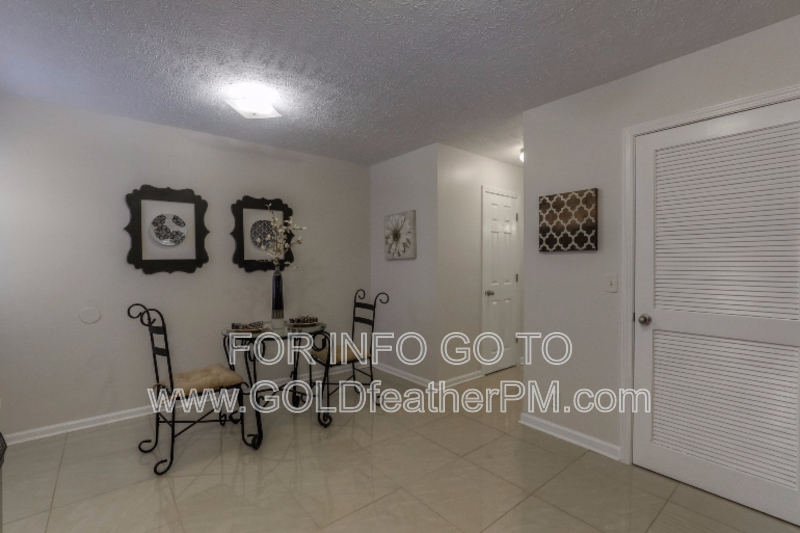 1363 Benley St - Photo 6 of 14