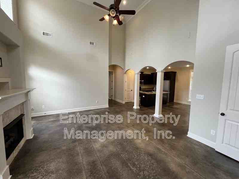 7240 Winterbrook Ln - Photo 5 of 25