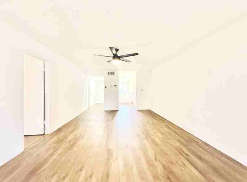 7517 Pitch Pine Cir - Photo 5 of 50