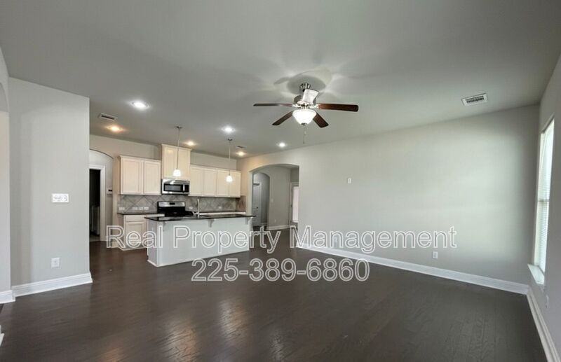 7948 Antebellum Ave - Photo 3 of 20