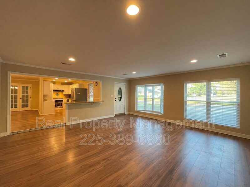 9536 Bermuda Ave #A - Photo 5 of 31