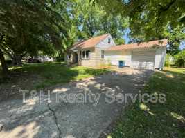 featured image of 8918 Birch St