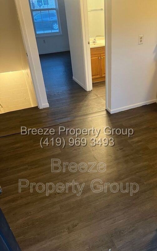 518 Hope St - Photo 6 of 10