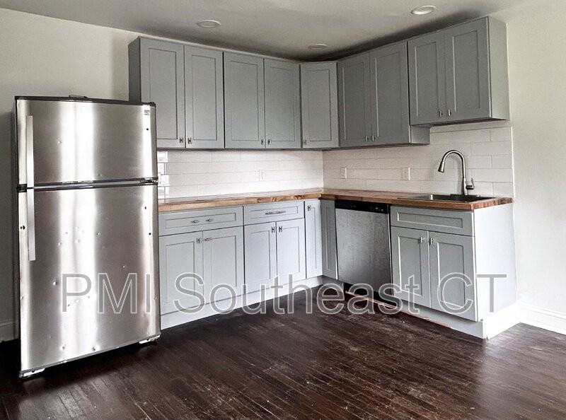 54 Roath St #2 - Photo 5 of 19