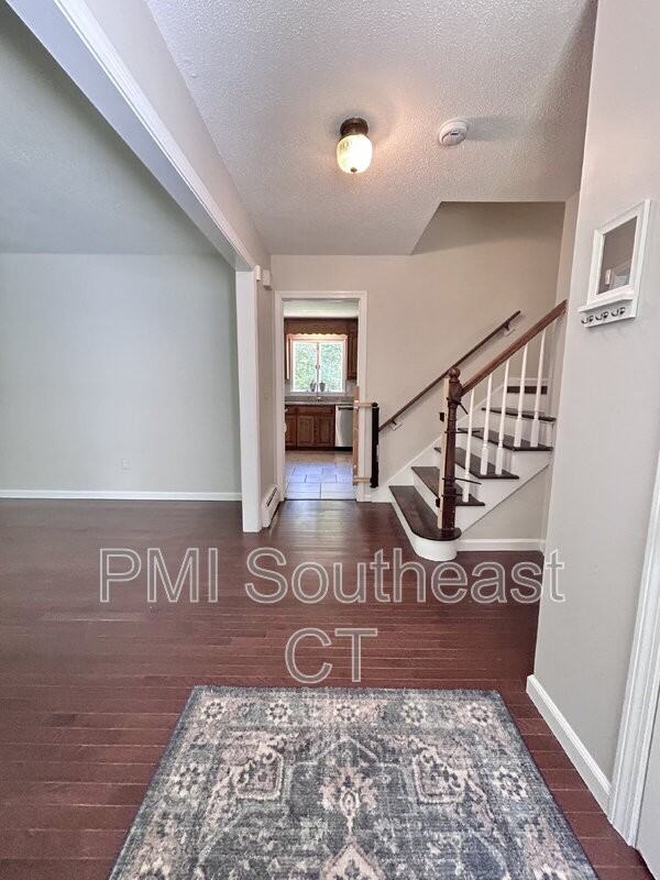 57 Hill Top Trl - Photo 3 of 38